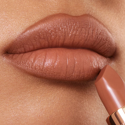 CHARLOTTE TILBURY MATTE REVOLUTION LIPSTICK